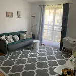 Francuska Apartment *